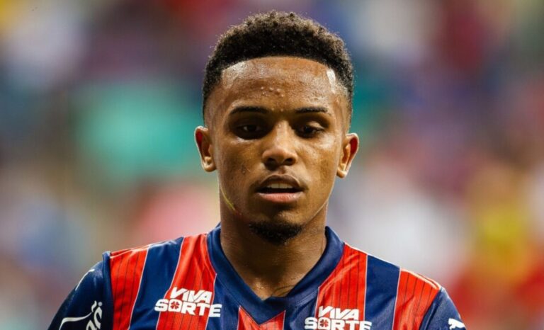 Corinthians desiste de atacante do Bahia por “má relação”; entenda