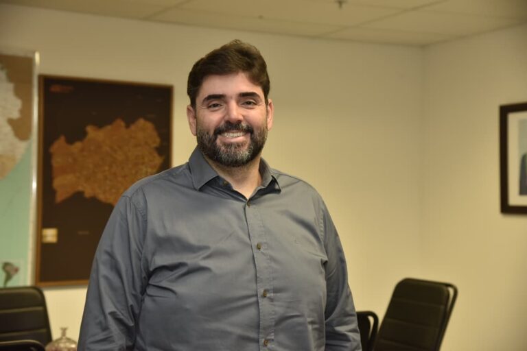 Loyola aguarda Otto para definir chapa após saída de Coronel