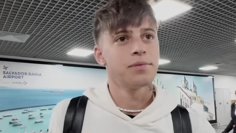 Reforço gringo do Vitória é flagrado no aeroporto: “Estou emocionado”