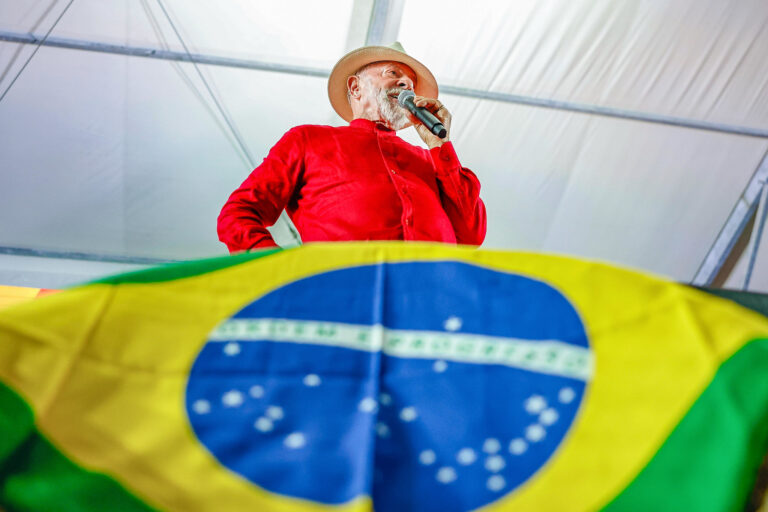 o que está por trás da vinda de Lula a Salvador