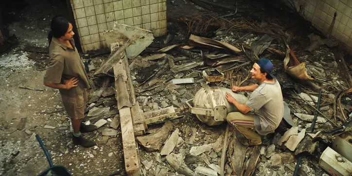 Cena da minissérie 'Emergência Radioativa'