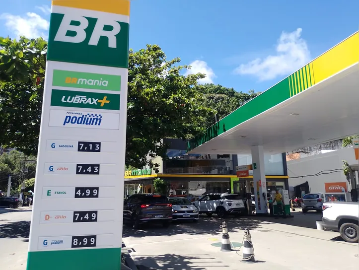 Levantamento realizado pelo Portal A TARDE identificou reajustes recentes em postos da cidade (foto tirar nesta terça, 10)