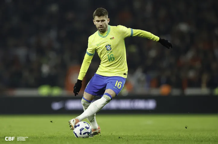 Caio Henrique durante o empate contra a Tunísia