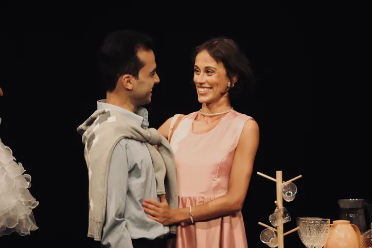 Imagem ilustrativa da imagem Muito além do casamento: espetáculo em Salvador questiona papéis femininos