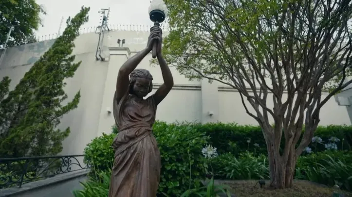 Imagem ilustrativa da imagem Conheça a mansão de R$ 50 milhões da herdeira da Pernambucanas