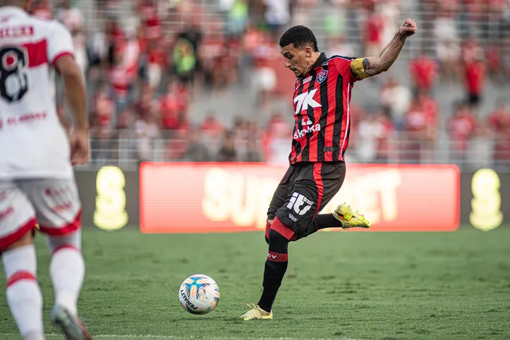 Vitória e CRB pela Copa do Nordeste