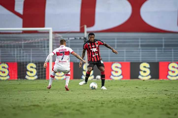 Vitória e CRB pela Copa do Nordeste