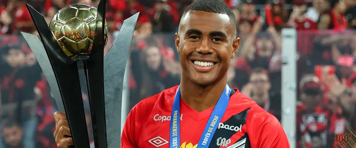 Erick no Athletico-PR