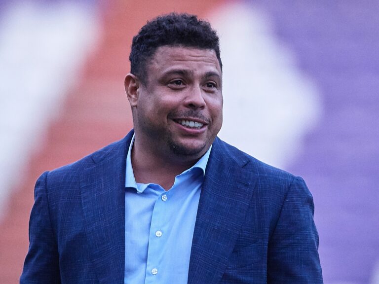 Ronaldo Fenômeno tenta comprar SAF de clube do interior