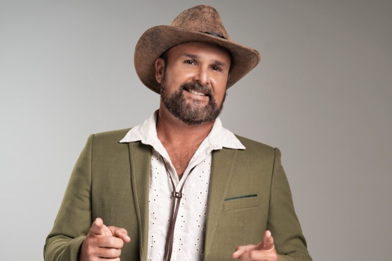 São João 2026 ganha esquenta com Leo Estakazero em Salvador