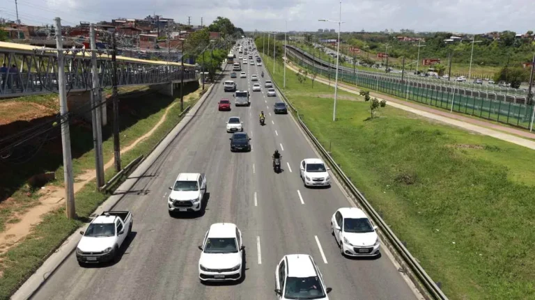 Proprietários de veículos com placas de finais 1 e 2 têm desconto de 8% no IPVA – Acorda Cidade