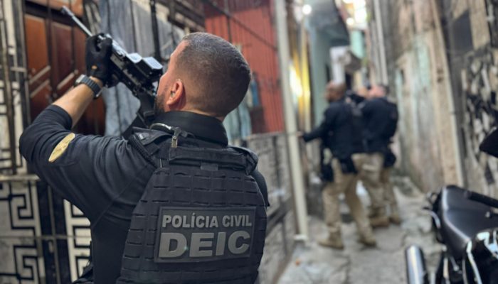 Operação prende suspeitos de fraudes por boletos falsos em Salvador