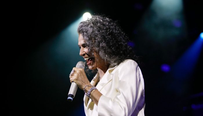 Simone retorna à Concha com novo show e repertório de