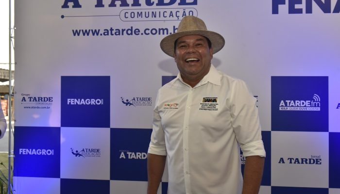 Geraldo Júnior visita Fenagro e conhece ações do A TARDE