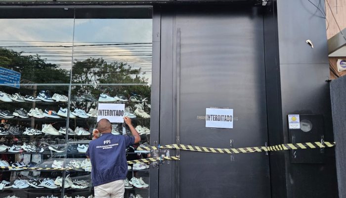 Polícia Civil desmantela esquema de comércio de produtos falsificados