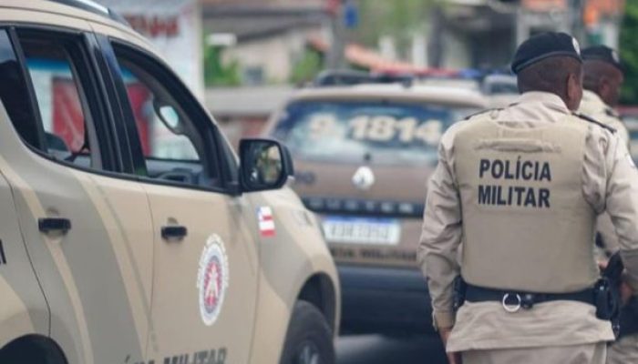 Quatro traficantes invadem casa e fazem crianças reféns em Salvador