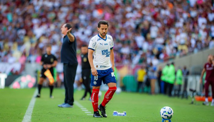 Éverton Ribeiro cobra renovação no Bahia