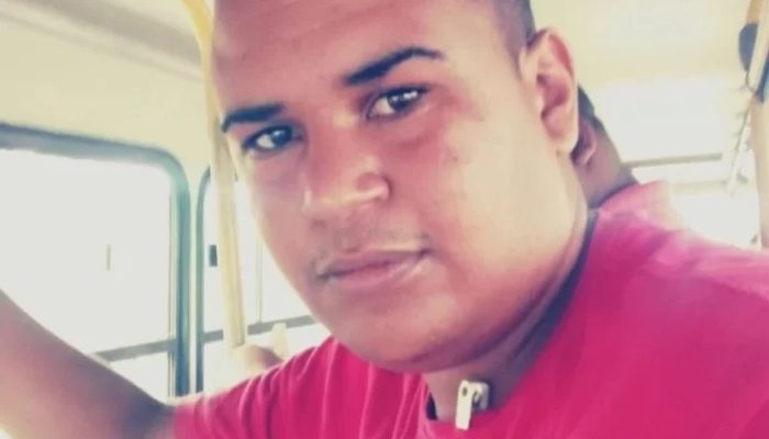 Motorista de ambulância é executado a tiros em cidade da