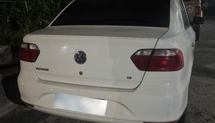 Falso policial civil é detido com veículo clonado na Estrada