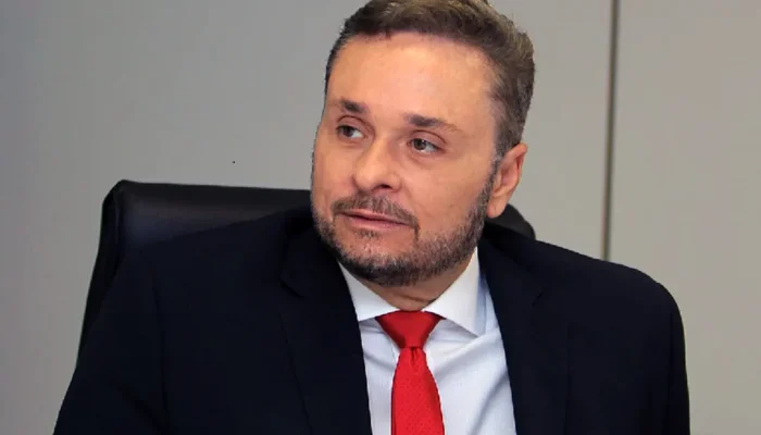 A Bahia tem crédito e recursos próprios para investir