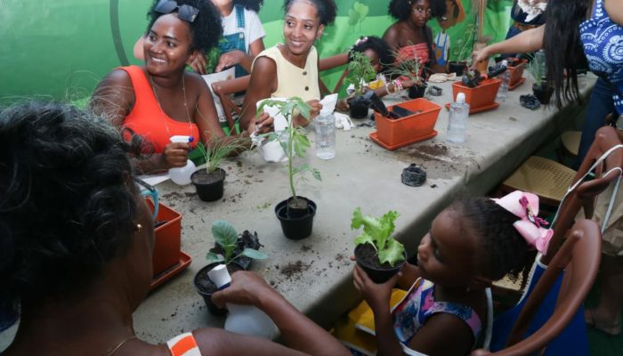 A TARDE Educação encerra Fenagro com ampla programação educativa