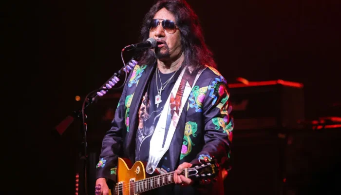 Ace-Frehley-do-Kiss-morreu-por-causa-de-traumatismo-craniano.webp.webp