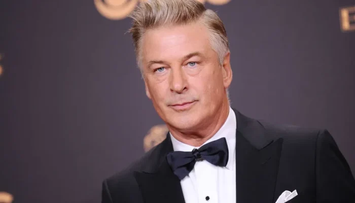 Alec-Baldwin-enfrenta-problemas-de-saude-mental-apos-incidente-em.webp.webp