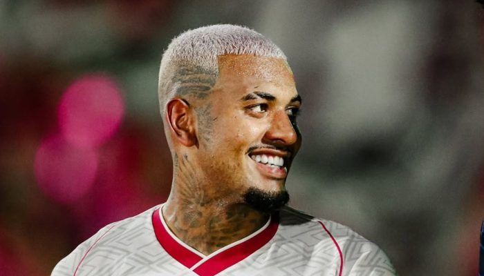 Atacante revelado pelo Bahia vive temporada mais goleadora no Japão