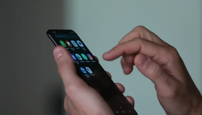 Celular roubado pode ser bloqueado através de CPF; saiba como