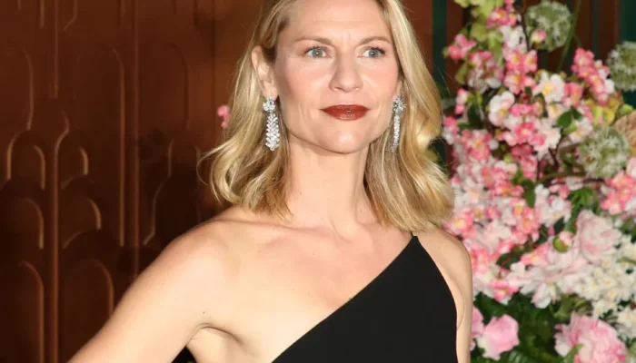 Claire-Danes-diz-que-se-sentiu-envergonhada-por-engravidar-sem.webp.webp