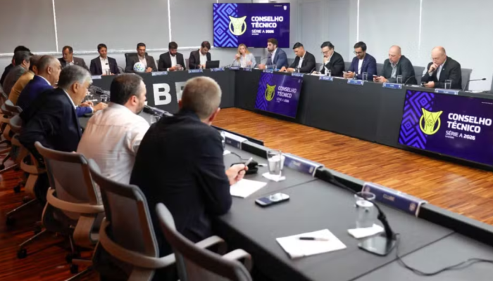 Clubes pressionam CBF a barrar novos gramados sintéticos até 2026