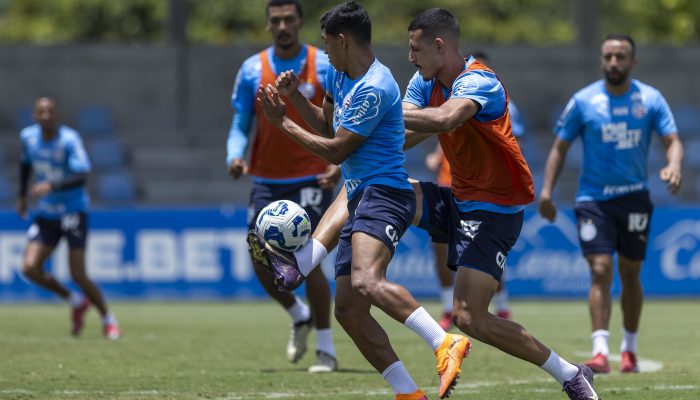 Com joia da base, Bahia divulga relacionados para jogo contra