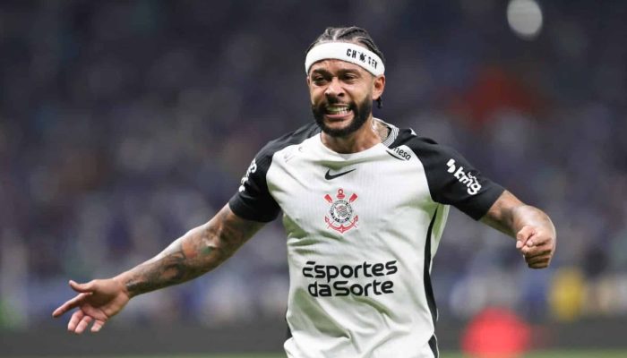 Corinthians-vence-Cruzeiro-e-sai-na-frente-na-semifinal-da.jpg