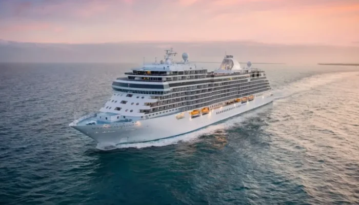 Cruzeiro de luxo sai do Brasil e percorre 9 cidades