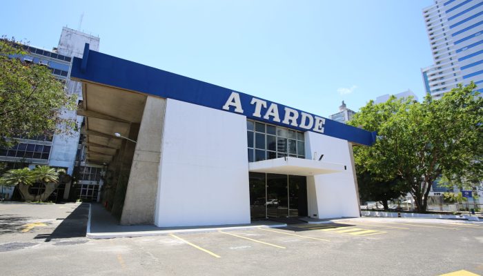 Editorial - Verdade centenária