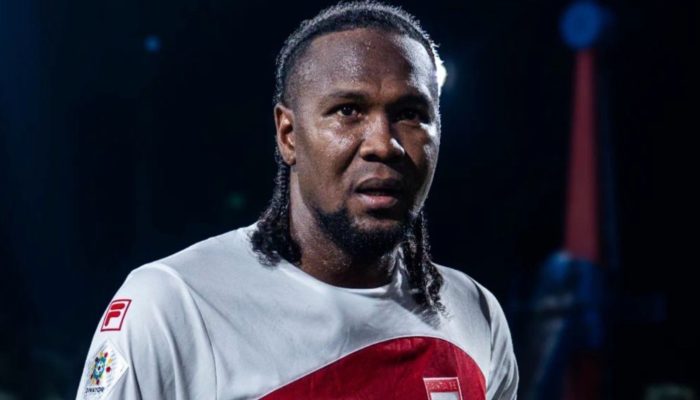 Ex-Bahia desafia a idade e vive temporada mais goleadora aos