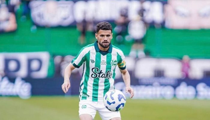 Ex-Bahia se despede de clube como ídolo após rebaixamento à