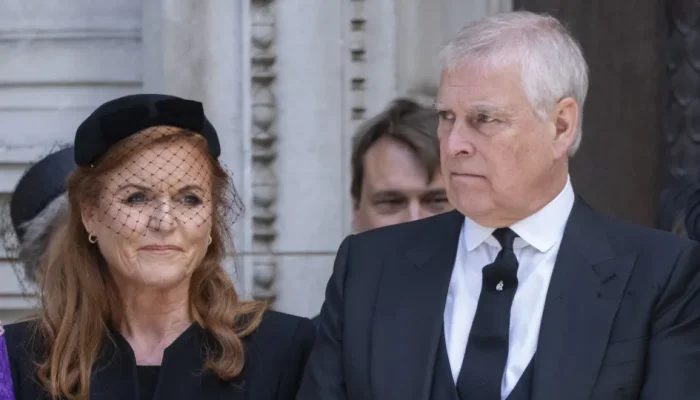 Ex-principe-Andrew-e-Sarah-Ferguson-reaparecem-apos-escandalo-sexual.webp.webp