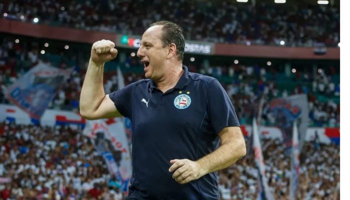 Ex-técnico do Vitória destaca Rogério Ceni, do Bahia, como referência