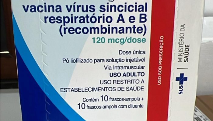Feira inicia vacinação contra vírus respiratório para gestantes