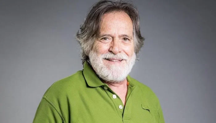 José de Abreu expõe cantor e o chama de 'oportunista'