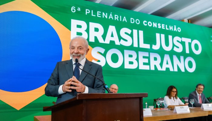 Lula minimiza candidatura de Flávio e projeta vitória: “Vão perder"