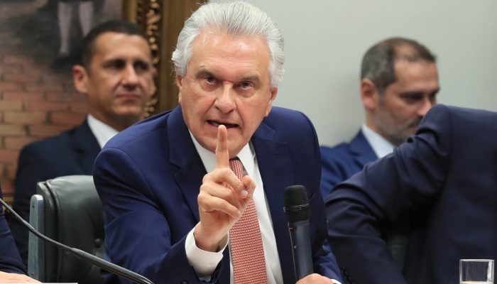 Moraes atende pedido do PT e suspende leis de obras Moraes atende pedido do PT e suspende leis de obras