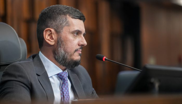 Moraes solta Bacellar, mas impõe uso de tornozeleira eletrônica