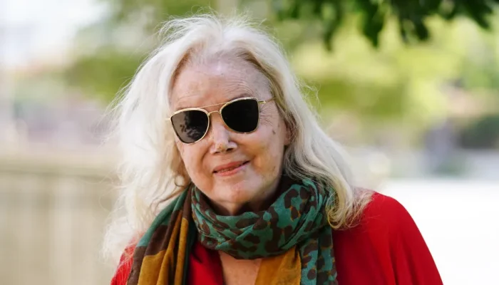 Morre-Sally-Kirkland-atriz-vencedora-do-Globo-de-Ouro-aos.webp.webp