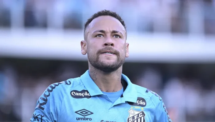 Neymar-nomeia-jogador-do-Real-Madrid-como-melhor-meio-campista-do.webp.webp