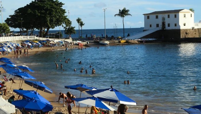 Onda de calor invade o Brasil e temperatura deve ultrapassar