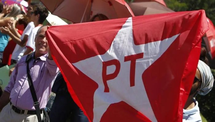 PT-lanca-nova-propaganda-partidaria-a-um-ano-das-eleicoes.jpg