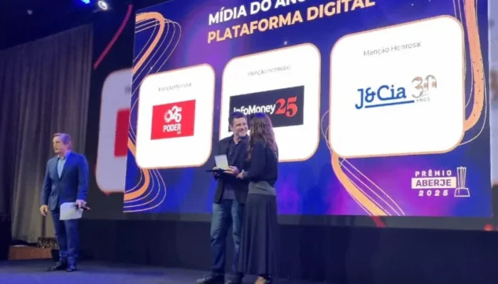 Parceiro do Grupo A Tarde, Poder360 é homenageado no Prêmio