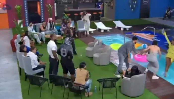 Participante-desmaia-apos-ser-empurrada-na-piscina-em-reality-show.webp.webp